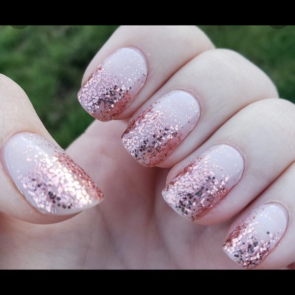 Colorstreet coming up rose gold nail strips - Picture 1 of 3